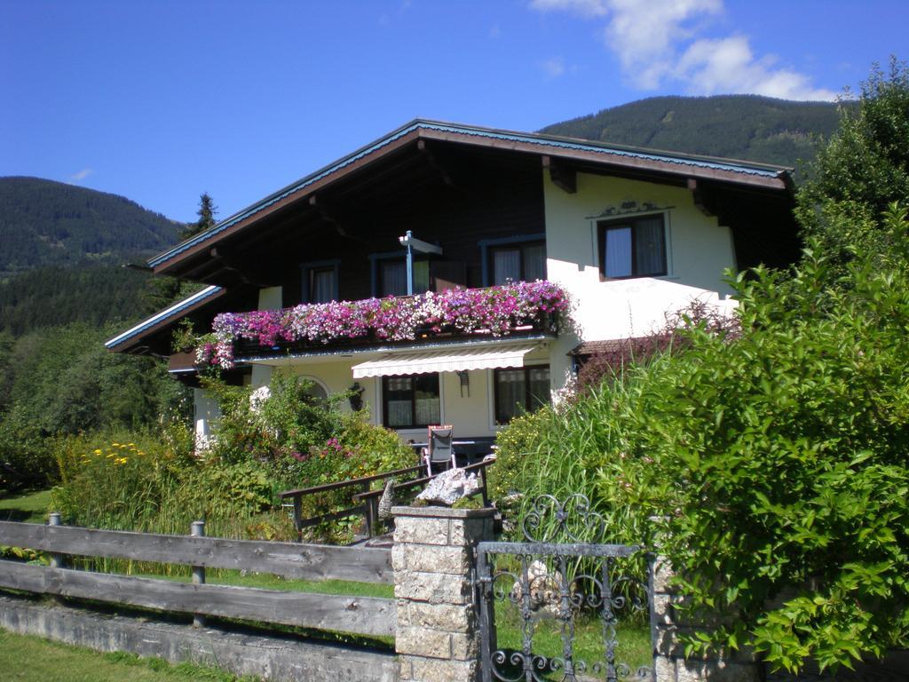 Gaestehaus Scharler Neukirchen am Großvenediger Exterior photo
